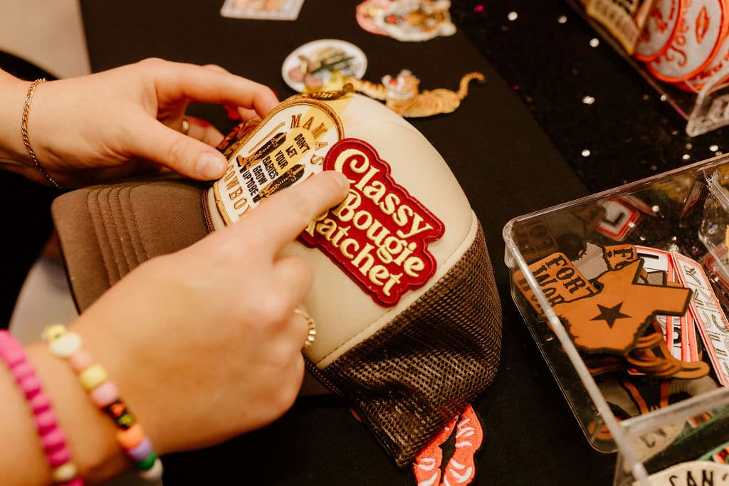 Patch-Party-Near-Me-Hawaii-Fluid-Art