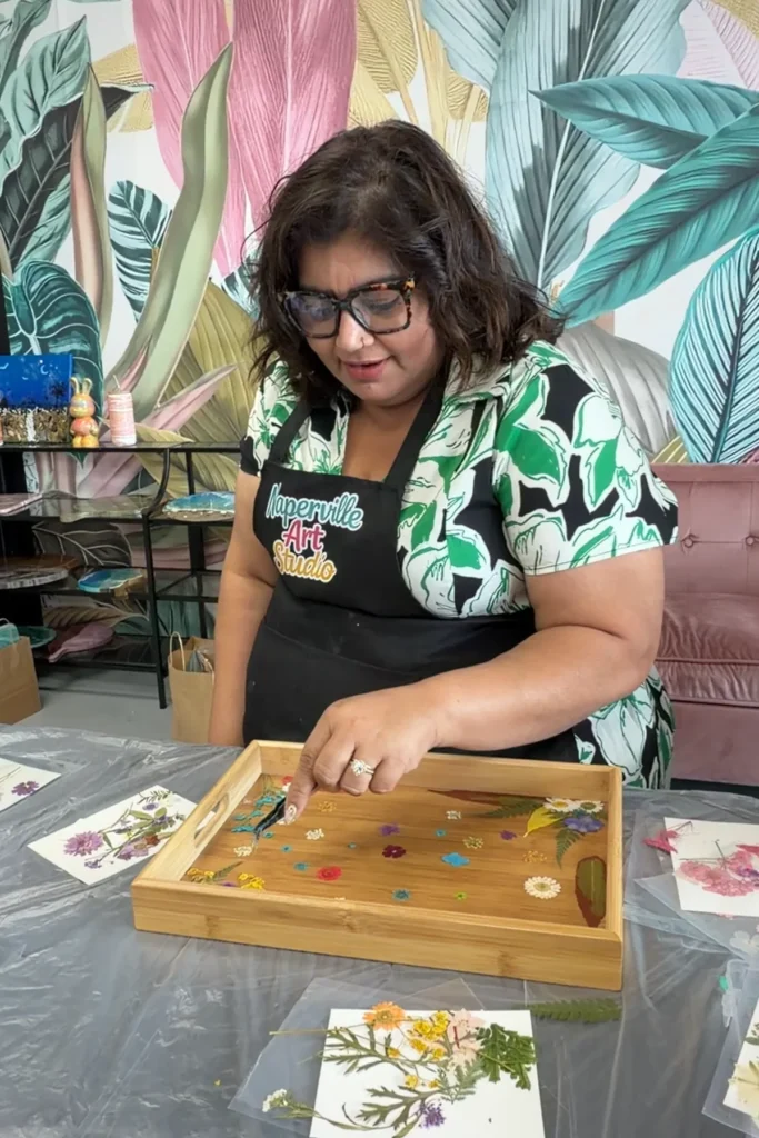 placing-pressed-flowers-bamboo-tray-naperville-art-studio-2x3